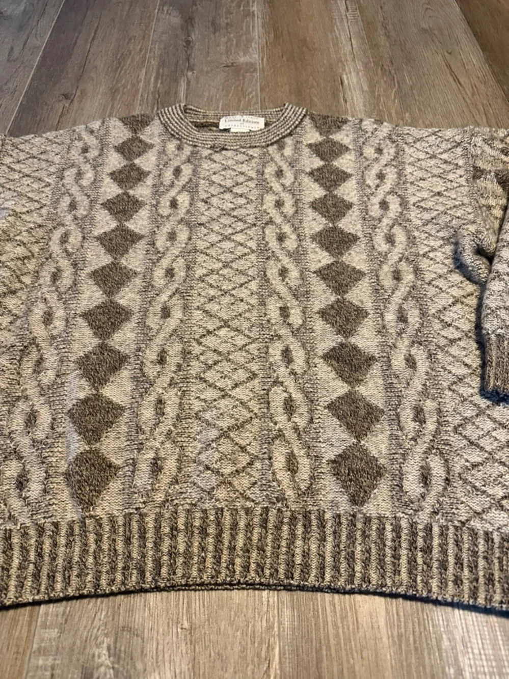 Vintage Limited Editions by Expressions sweater made in Italy